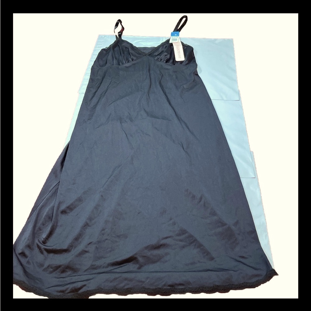 NEW BLACK Nylon Full Slip DRESS, SHADOWLINE 36/30" adjustable Straps Lace 1990s